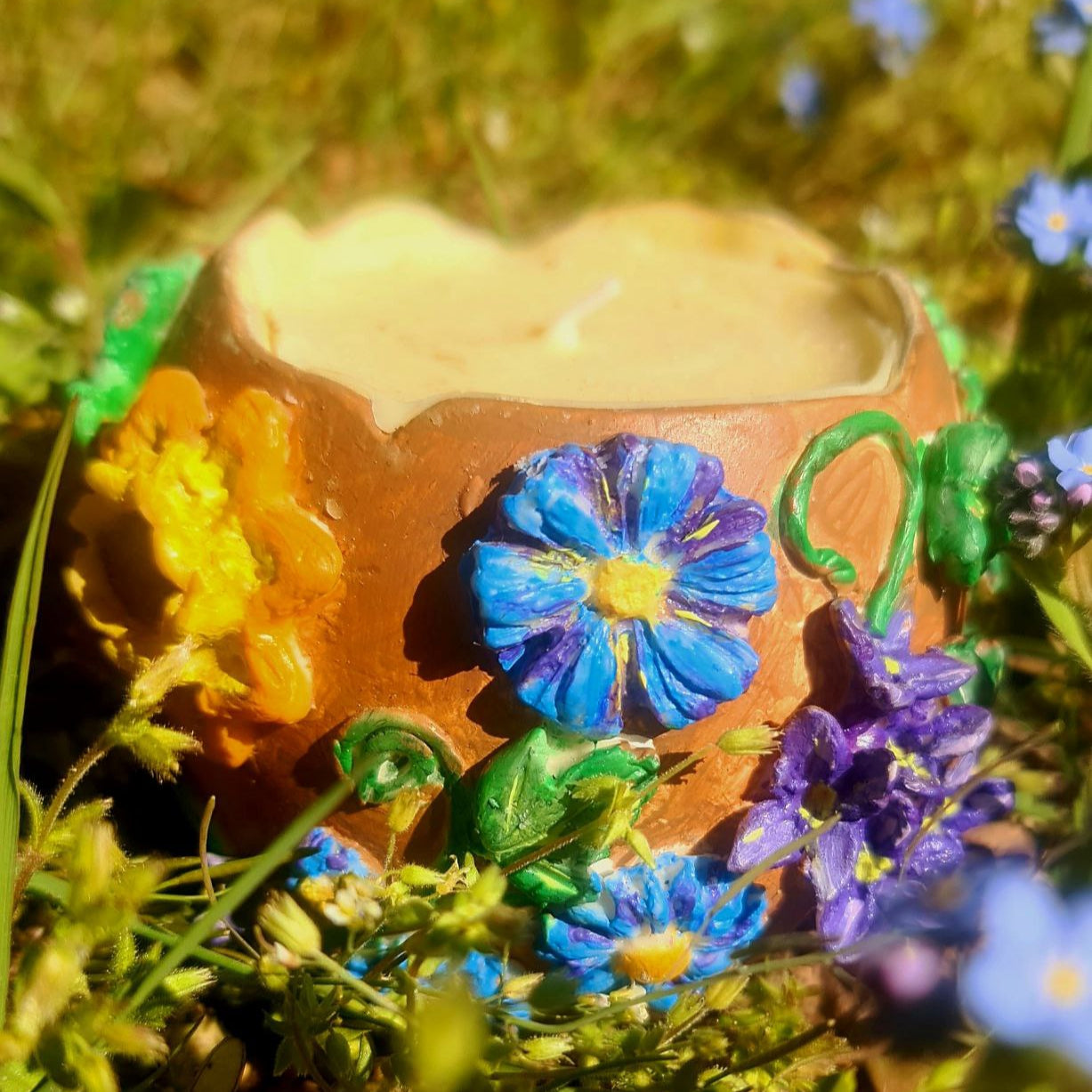 Handmade Candle in Gypsum Candleholder with Polymer Clay Flowers