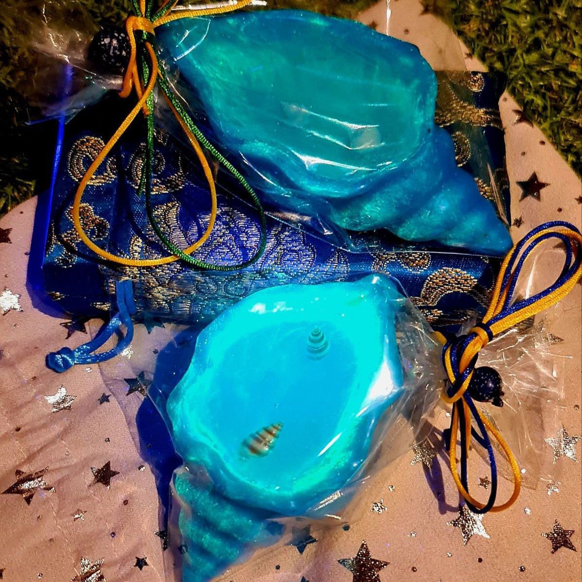 Shell Soap with Blue Clay & Jojoba Oil