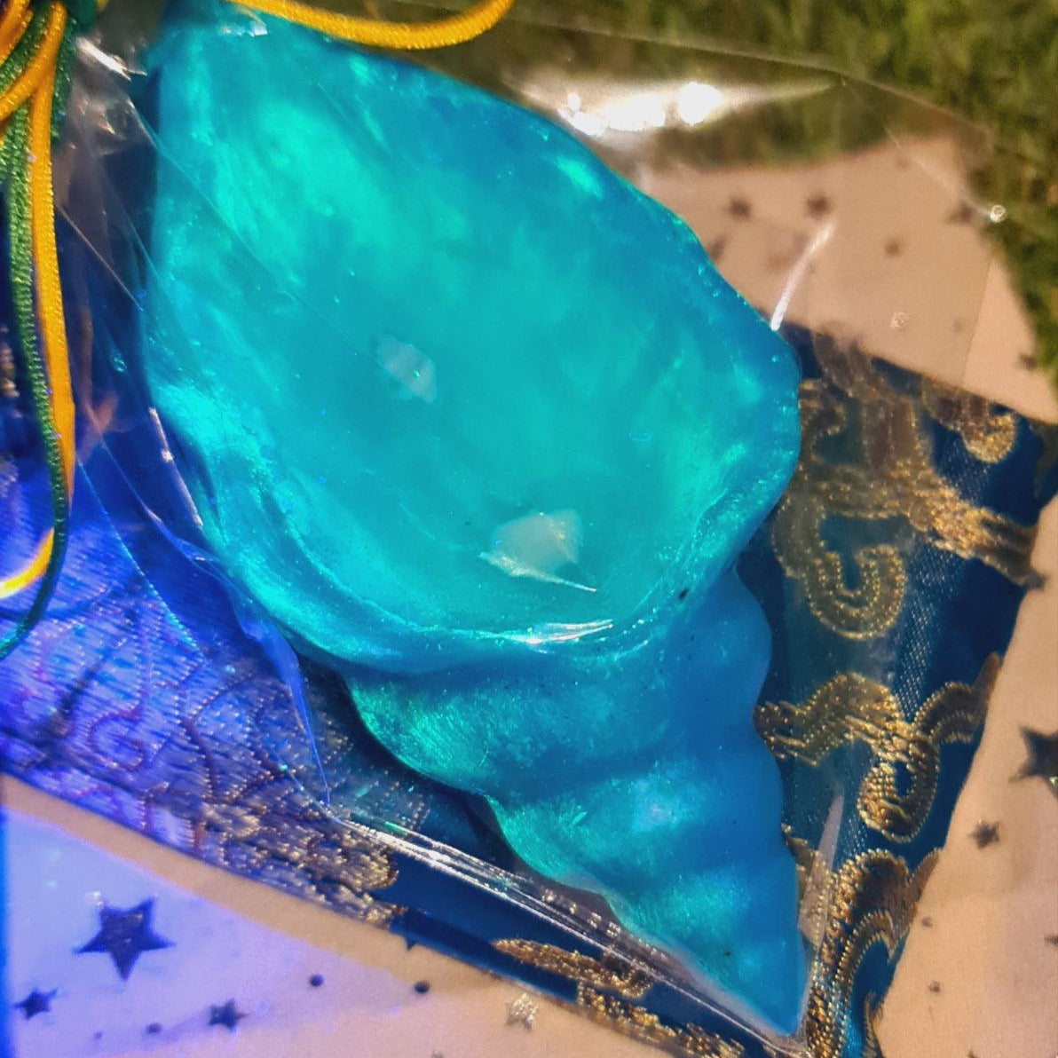 Shell Soap with Blue Clay & Jojoba Oil
