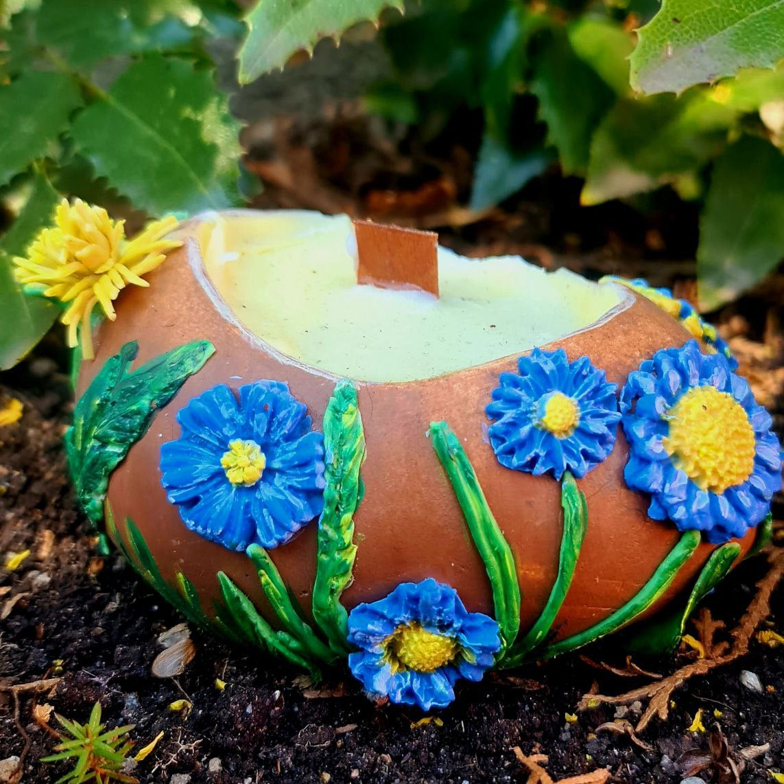 Handmade Candle in Gypsum Candleholder with Polymer Clay Flowers